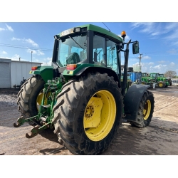 JOHN DEERE 6400